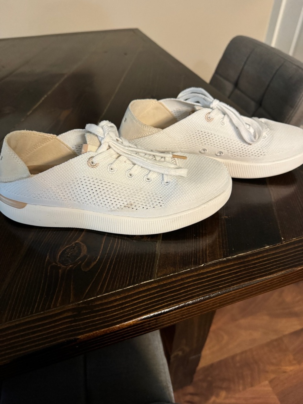 Reef Women's White Knit Lace-Up Athletic Sneakers